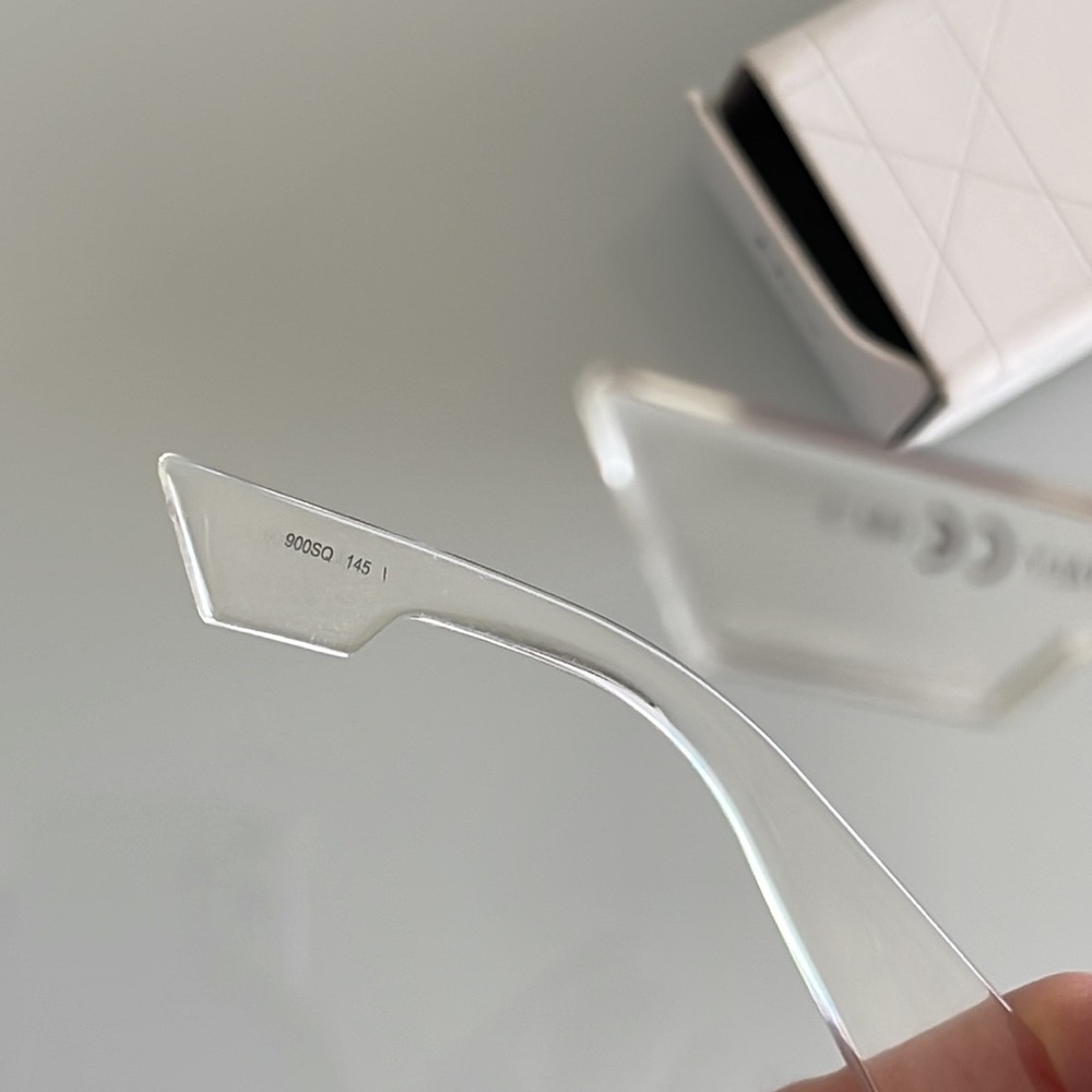 ❌❌ DIOR OBLIQUE SHIELD SUNGLASSES - Picture 6 of 7